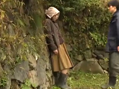 昭和の田舎で繰り返される逢引き不倫…小さな小屋で感じまくる熟女